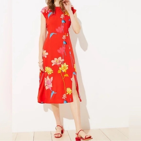 LOFT Dresses & Skirts - LOFT Petites Red Floral Fit & Flare Dress – Size 6P